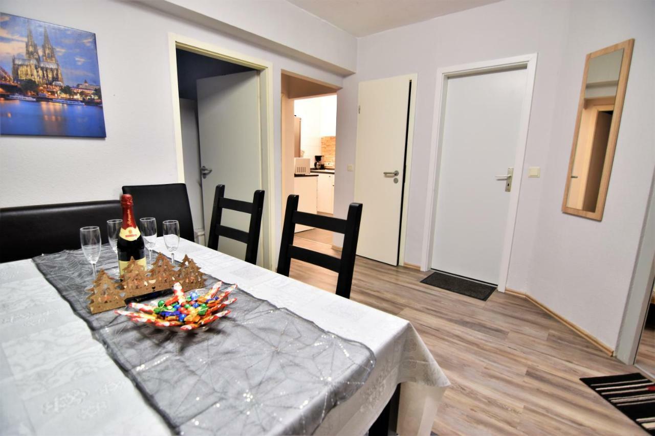 Apartment Koln-Mulheim Bagian luar foto