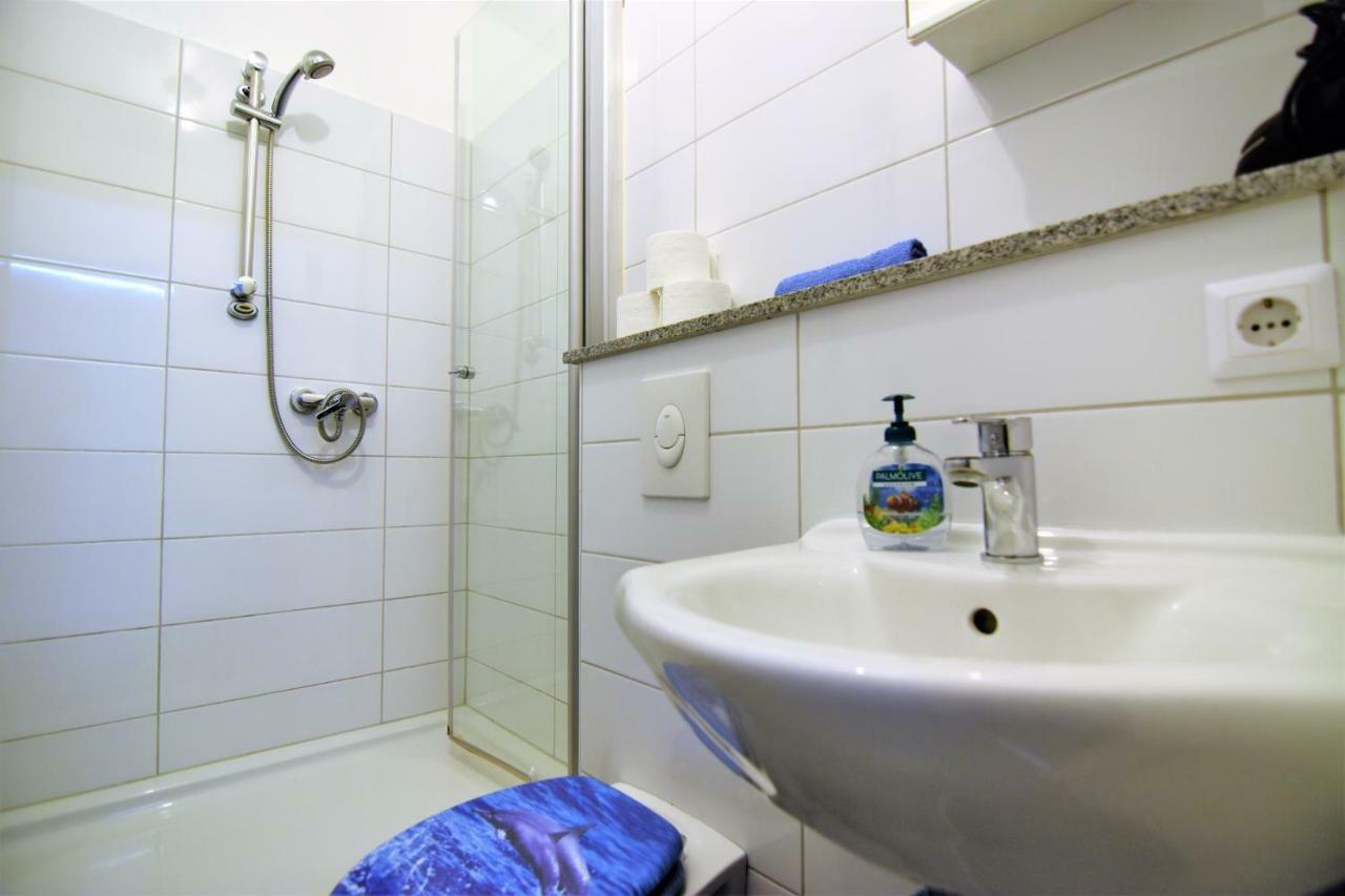 Apartment Koln-Mulheim Bagian luar foto